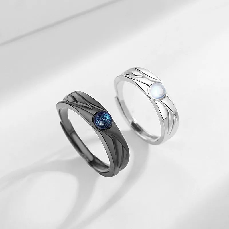 Angel and Devil Couple Rings Black and White Glazed Moonstone Ring Pair of Student Trend Open Ring Retro Moonstone Pair Ring