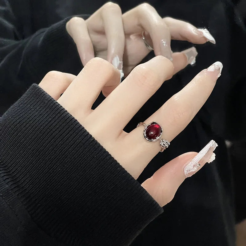 Gothic Red Opal Irregular Natural Stone Rings Red Stone Rings for Women Y2K Animal Tail Spider Ring Aesthetic Creative Jewelry